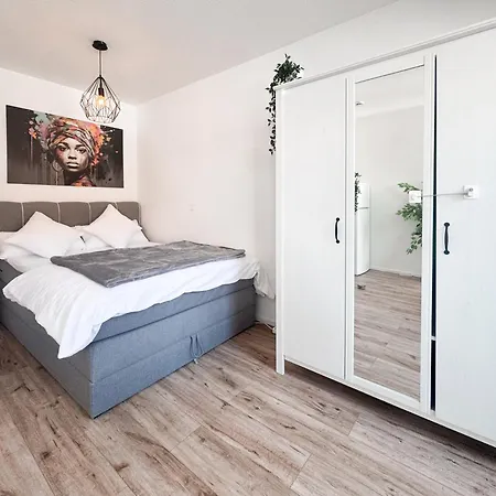 Apartment Modern In Center